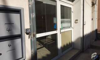 Commerce  85 m² à louer à Aubagne (13400)