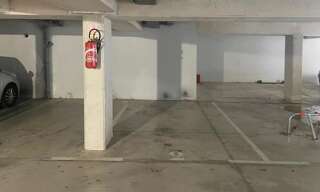 Garage   m² à louer à Martigues (13500)