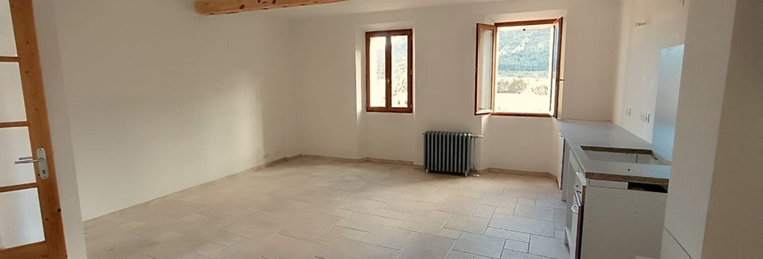 Appartement 3 Pièces 27 m² à louer à Valderoure (06750)