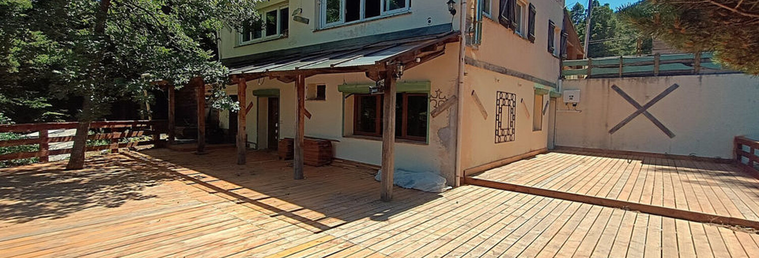 Maison 5 Pièces 240 m² à vendre à Andon (06750)