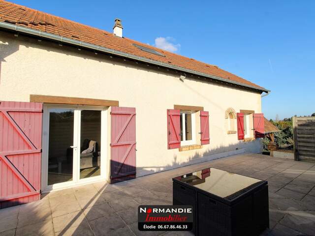 Maison familiale F5 avec jardin triangle Dreux - Evreux - Mantes — photo du bien