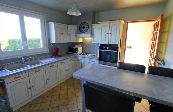 Maison familiale F5 avec jardin triangle Dreux - Evreux - Mantes — photo 4