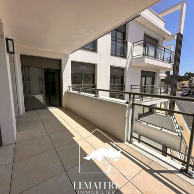 Appartement 4 pièces 486450 €