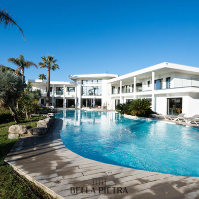 Maison 14 pièces 5200000 €