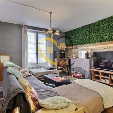 Maison 6 pièces 106000 €