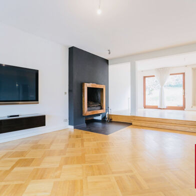 Maison 6 pièces 599000 €