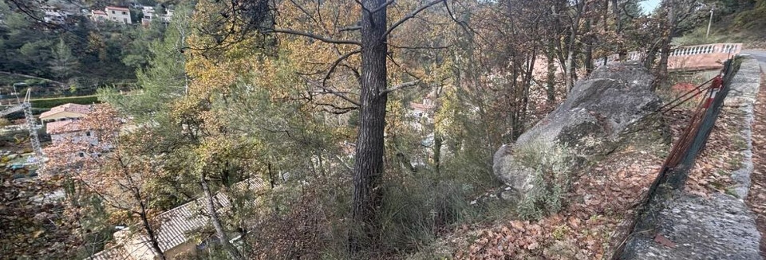 Terrain  1600 m² à vendre à Tourrette-Levens (06690)