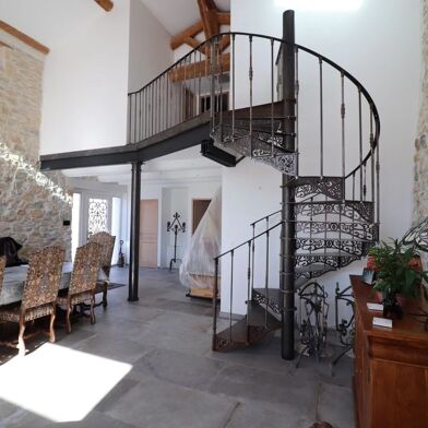 Maison 5 pièces 585000 €