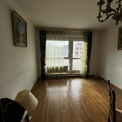 Appartement 4 pièces 64000 €