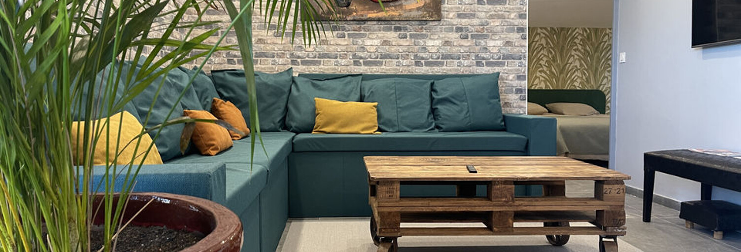 Maison 8 Pièces 350 m² à vendre à Lespignan (34710)