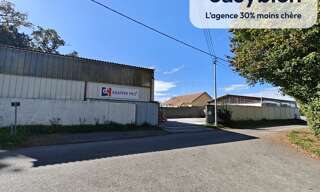 Local industriel 2 Pièces 227 m² à vendre à Auriac (64450)
