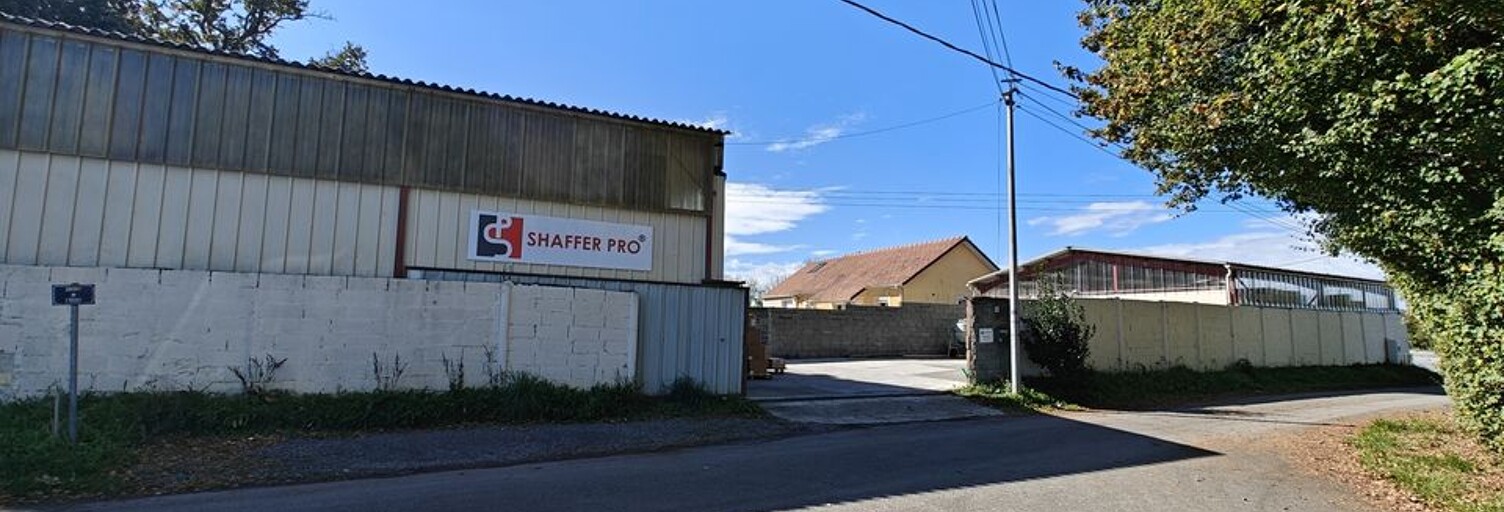 Local industriel 2 Pièces 227 m² à vendre à Auriac (64450)