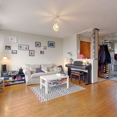 Appartement 3 pièces 927 €