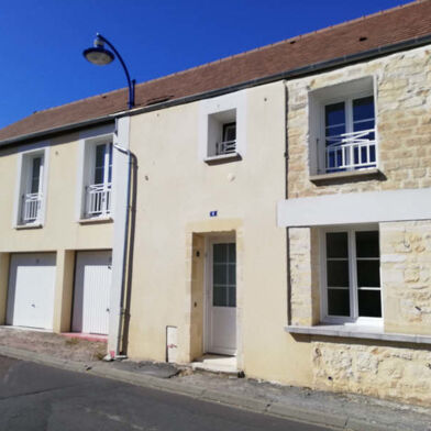 Maison 3 pièces 715 €