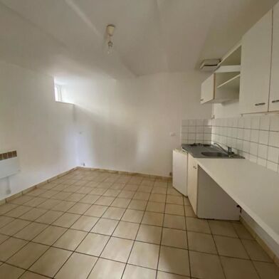 Appartement 1 pièces 328 €