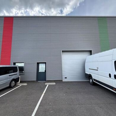 Local industriel  1774 €