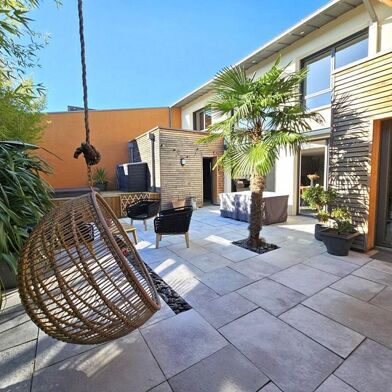 Maison 9 pièces 699900 €