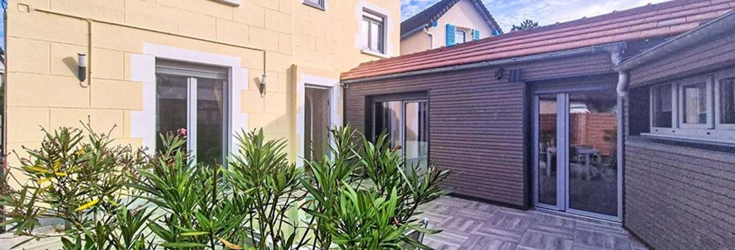 Maison 7 Pièces 122 m² à vendre à Luc-sur-Mer (14530)