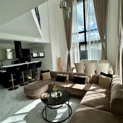 Maison 6 pièces 412600 €