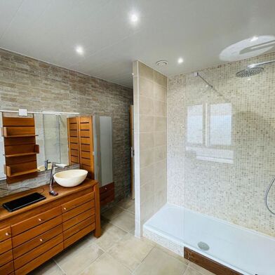 Appartement 3 pièces 160000 €