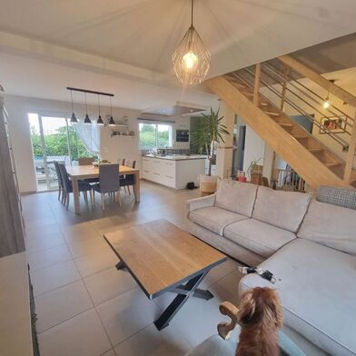 Maison 7 pièces 368000 €