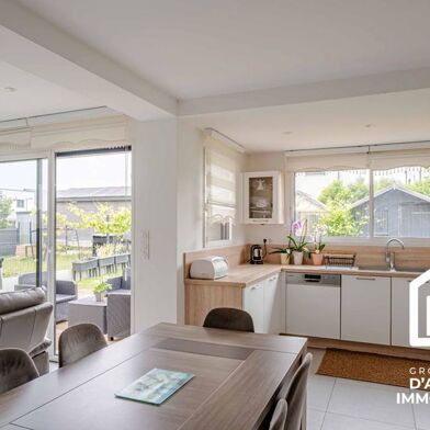 Maison 6 pièces 332800 €