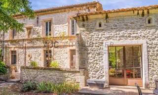 Maison 9 Pièces 306 m² à vendre à Saint-Rémy-de-Provence (13210)