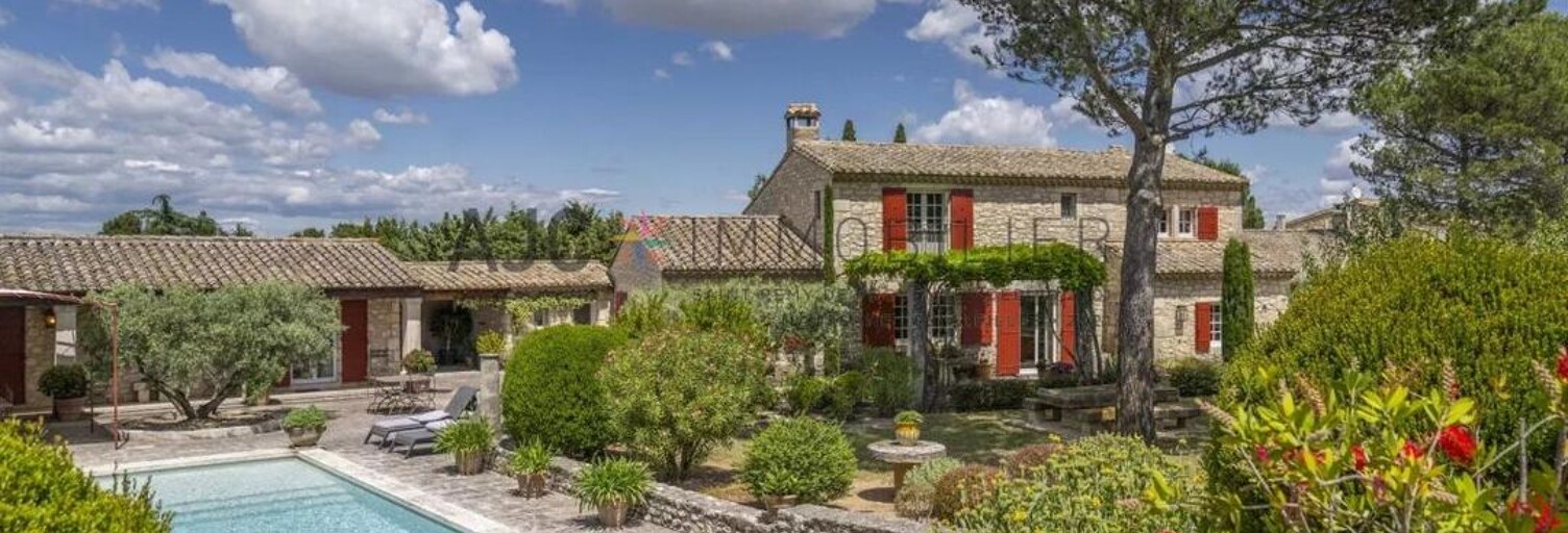 Maison 6 Pièces 350 m² à vendre à Saint-Rémy-de-Provence (13210)