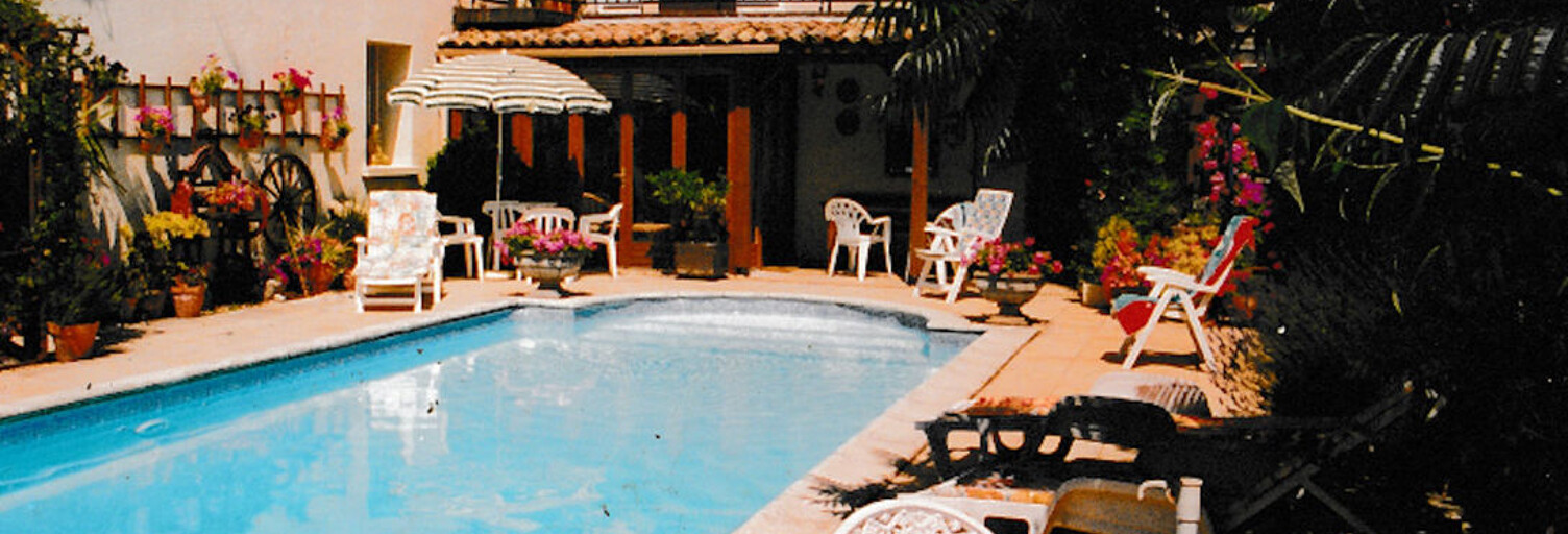 Maison 15 Pièces 273 m² à vendre à Villefranche-de-Lonchat (24610)