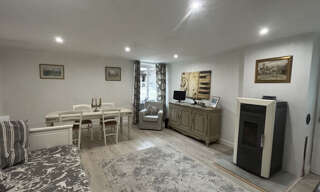 Maison 10 Pièces 320 m² à vendre à Vanxains (24600)