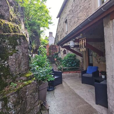 Maison 10 pièces 185000 €