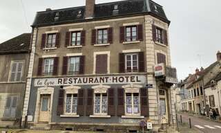 Maison 9 Pièces 250 m² à vendre à Clamecy (58500)