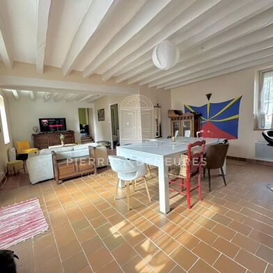 Maison  99500 €