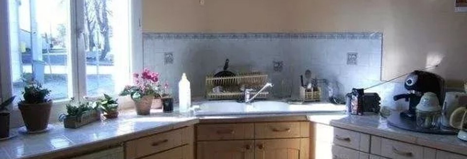 Maison 5 Pièces 101 m² à vendre à Saintes (17100)