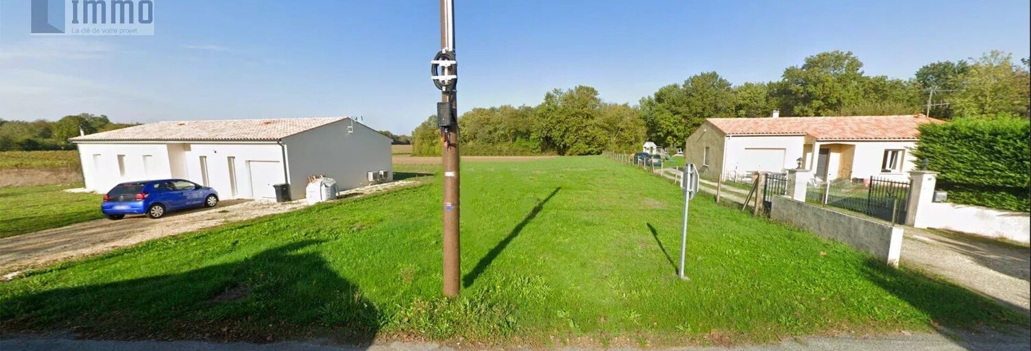 Terrain  1377 m² à vendre à Saintes (17100)
