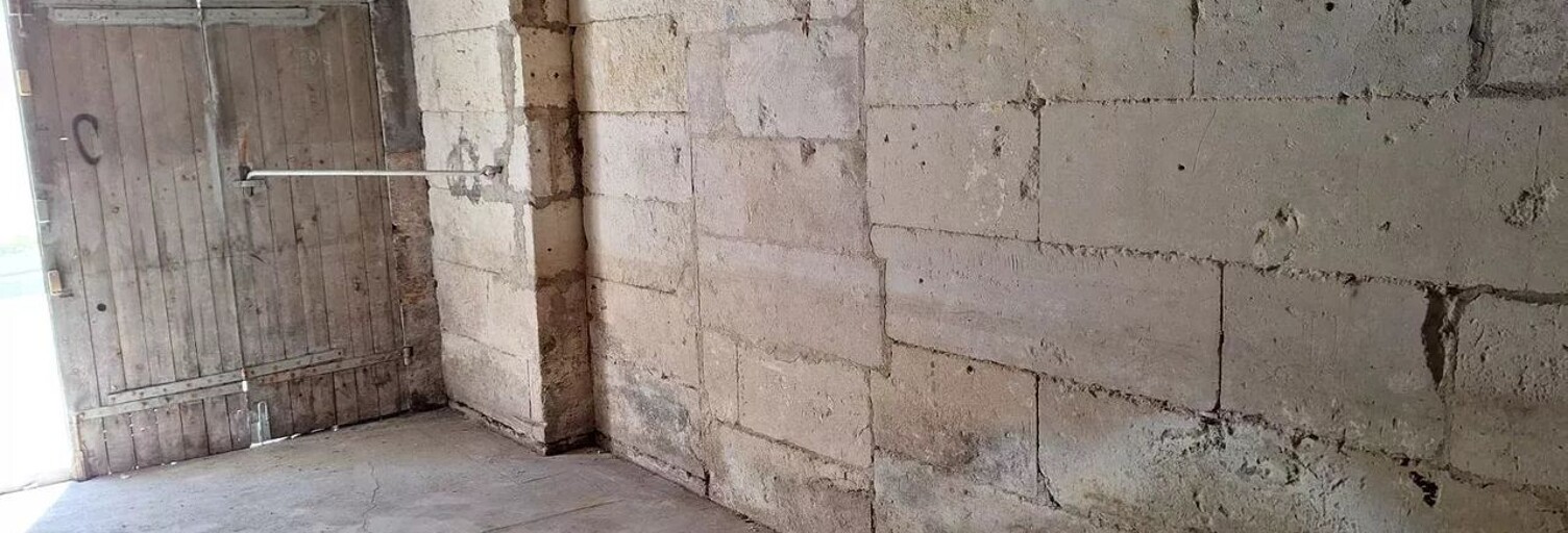 Garage  13 m² à vendre à Saintes (17100)