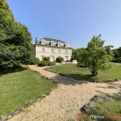 Maison 18 pièces 399500 €