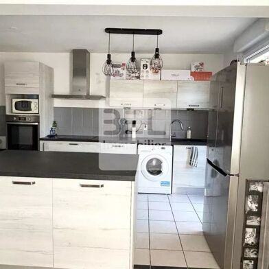 Maison 4 pièces 250000 €