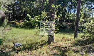 Terrain  1075 m² à vendre à Laudun-l'Ardoise (30290)