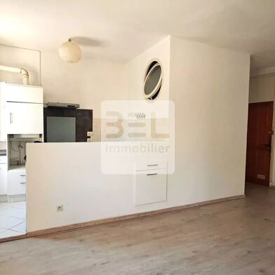 Appartement 3 pièces 620 €
