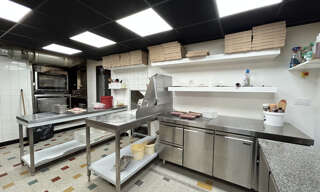 Commerce  114 m² à vendre à Hauterives (26390)