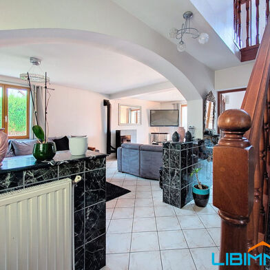 Maison 7 pièces 277000 €