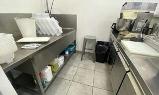 Local industriel 3 Pièces 51 m² à vendre à Bordeaux (33000)