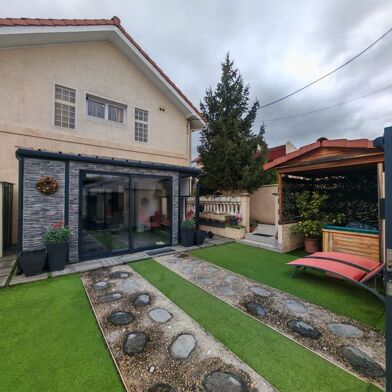 Maison 4 pièces 299500 €
