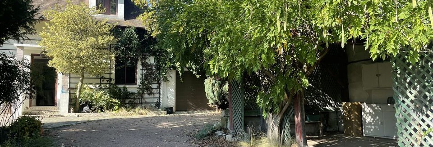 Maison 9 Pièces 206 m² à vendre à Bellerive-sur-Allier (03700)