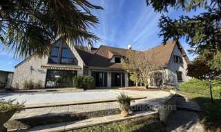 Maison 8 Pièces 259 m² à vendre à Saint-Rémy-en-Rollat (03110)