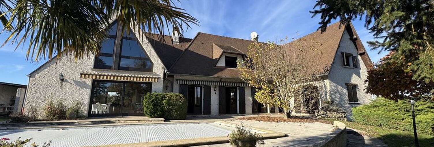 Maison 8 Pièces 259 m² à vendre à Saint-Rémy-en-Rollat (03110)