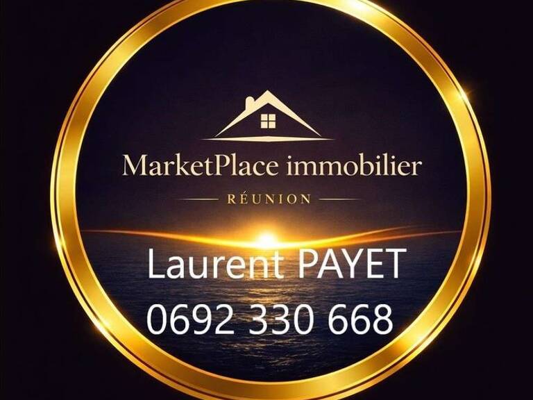 Local professionnel de 128 m² - La Possession - Quartier Boeuf — photo 1