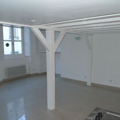 Appartement 1 pièces 800 €