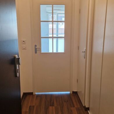 Appartement 3 pièces 797 €